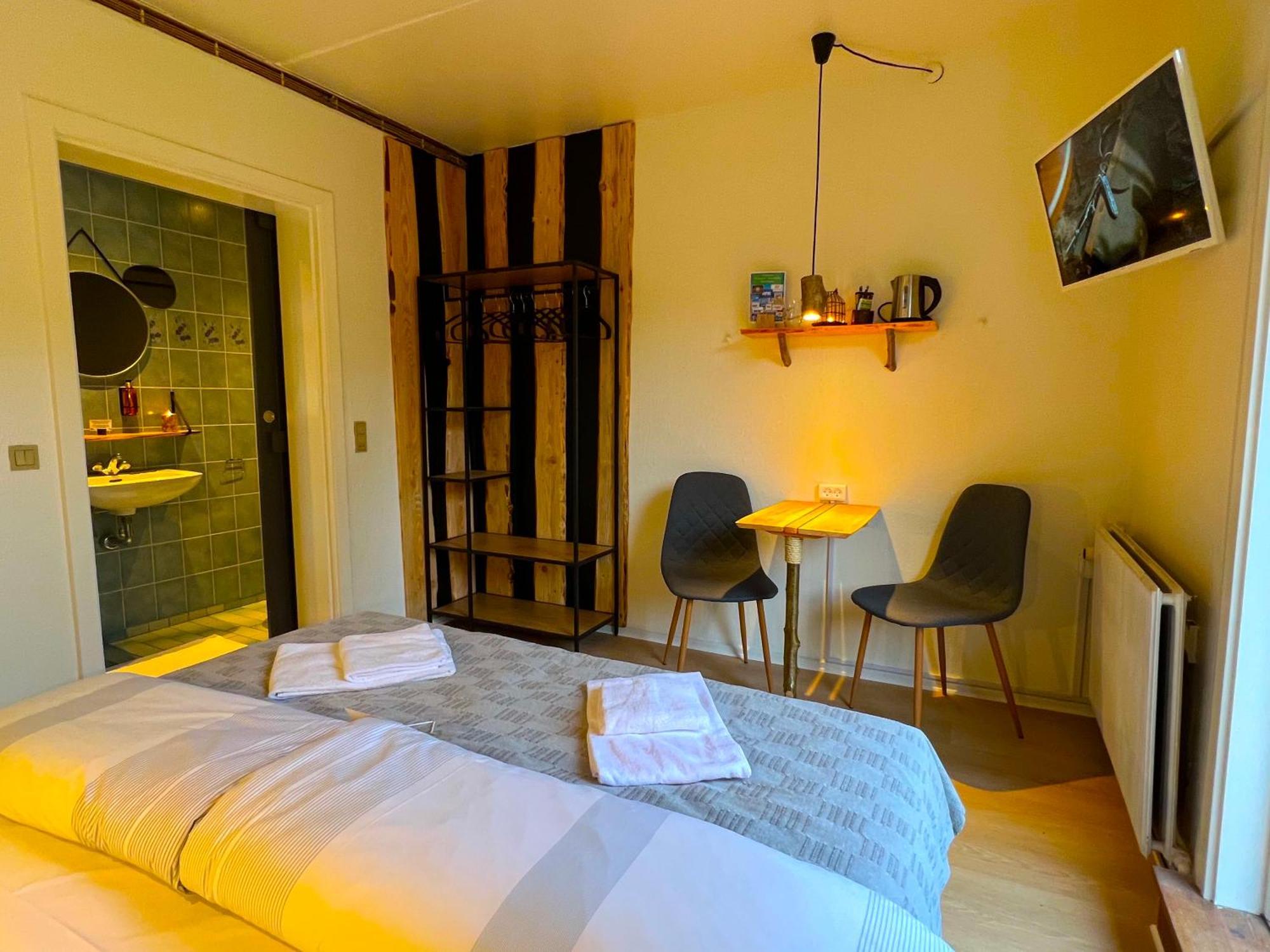 Hotel Skovly Rønne Esterno foto