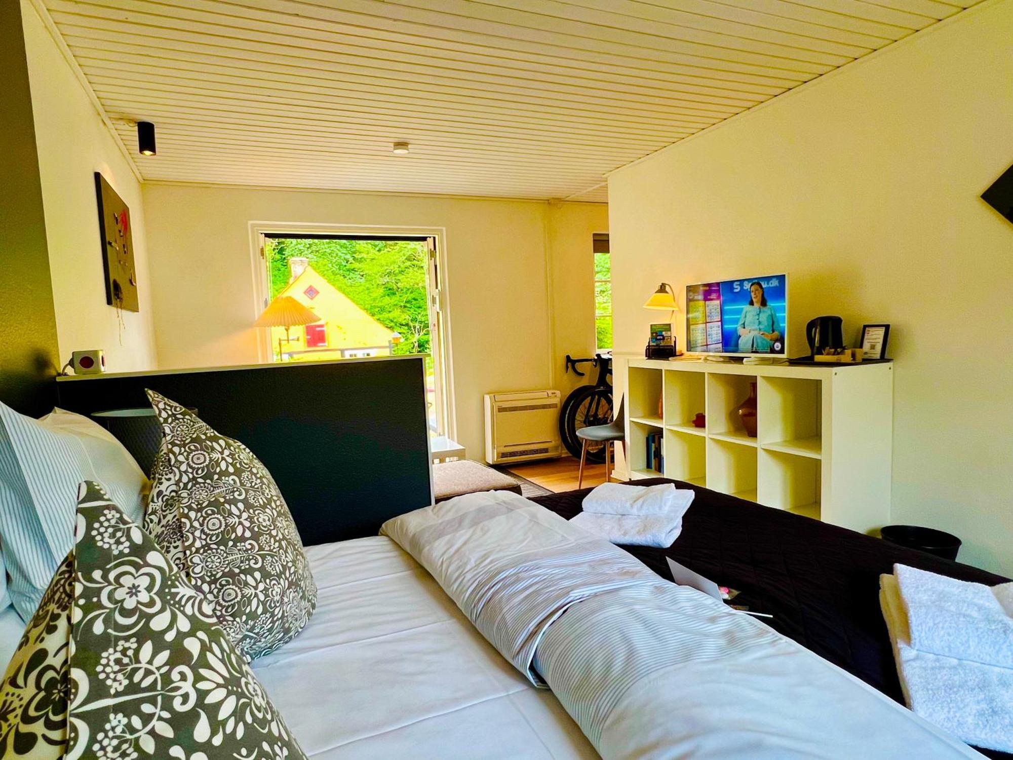 Hotel Skovly Rønne Esterno foto