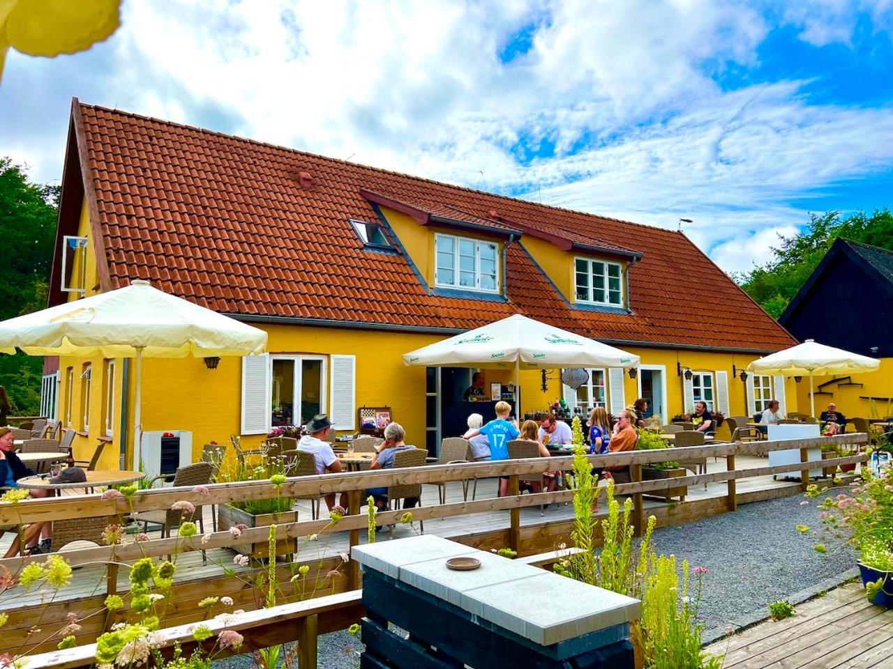 Hotel Skovly Rønne Esterno foto